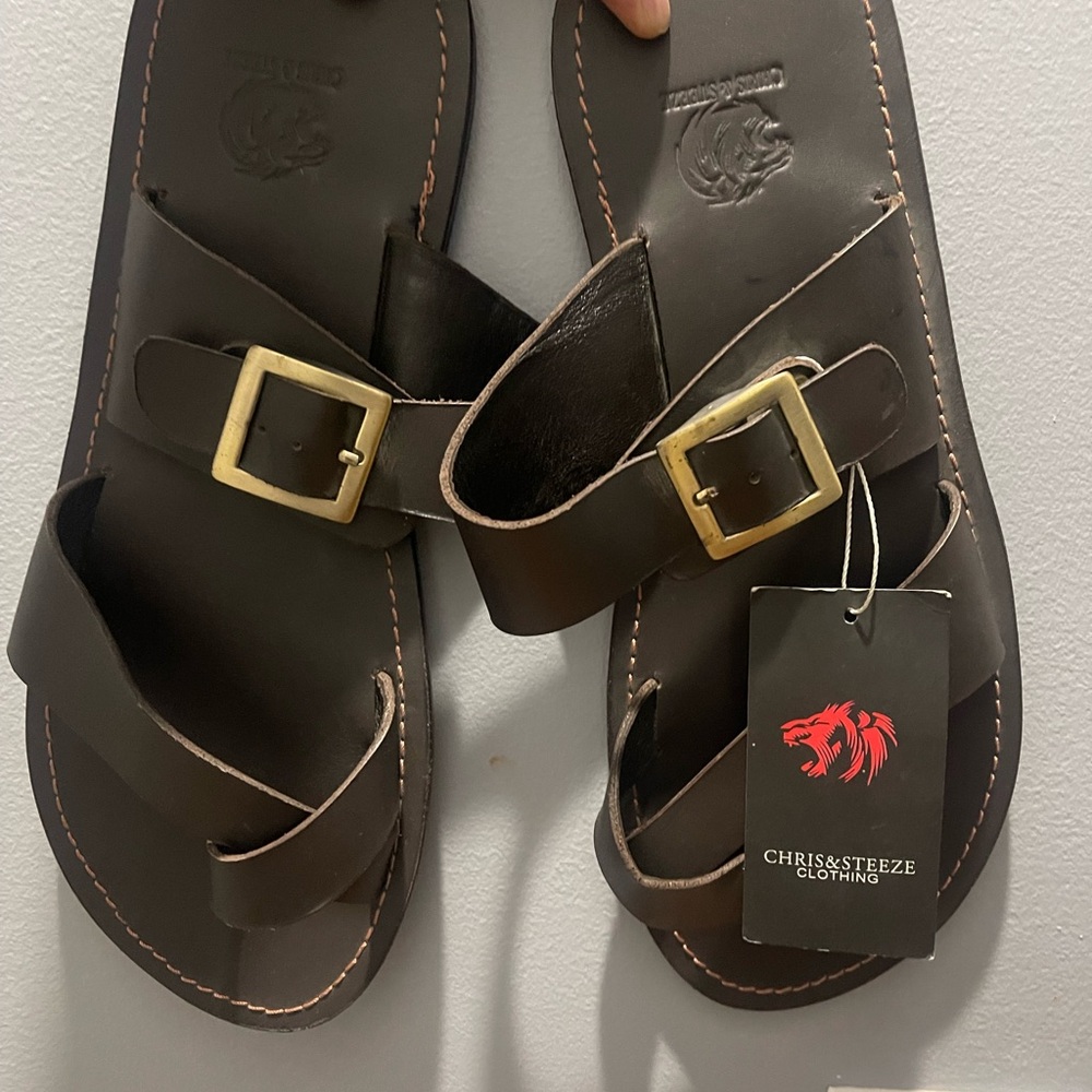 Chris & Steeze Dark Brown Sandals with Buce on side Sz 11 (44) - Picture 2 of 16